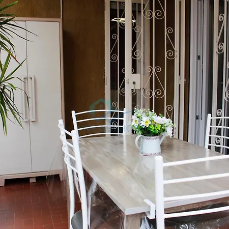 Mary's Aventino Apartment *